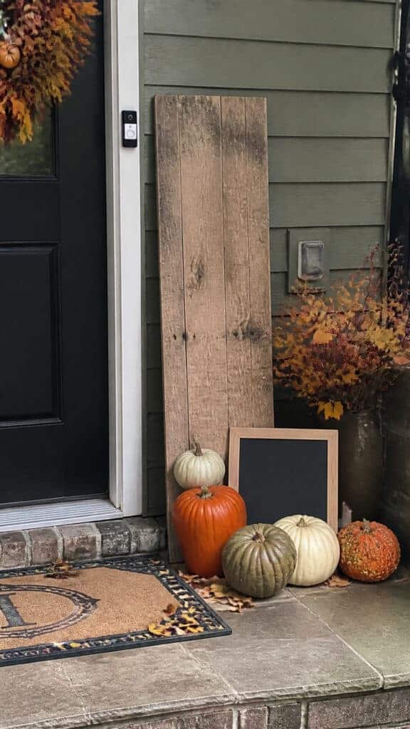 Personalize with Signs and Seasonal Messages
