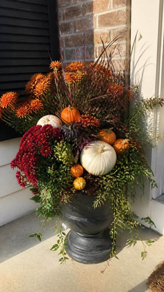 Incorporating Pumpkins and Gourds Into Your Urn Design