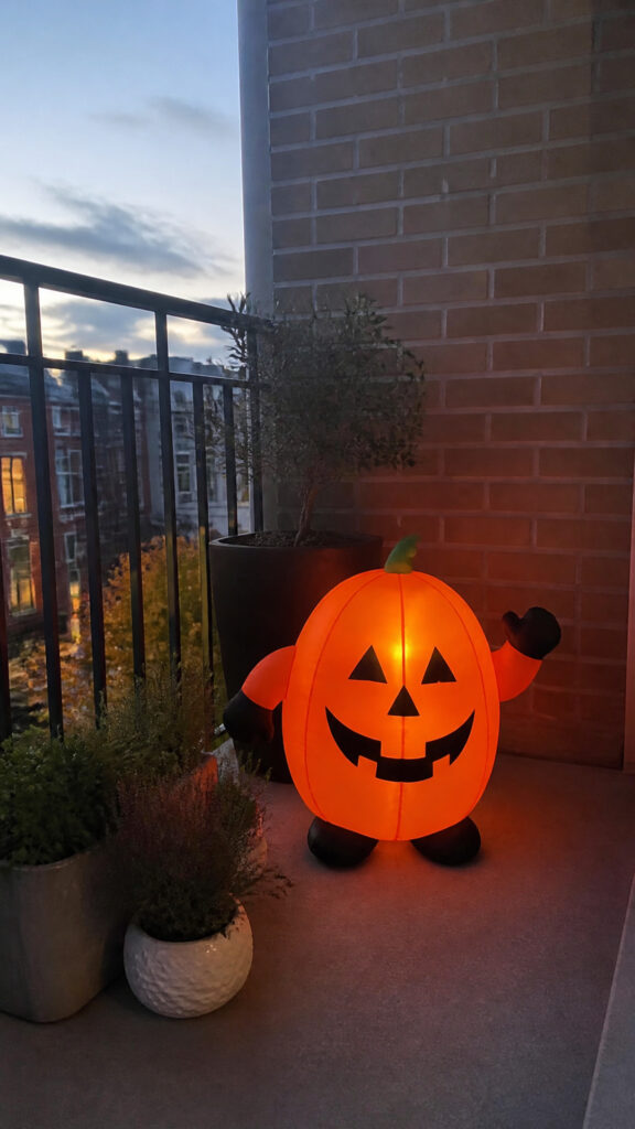 Compact Inflatable Halloween Character
