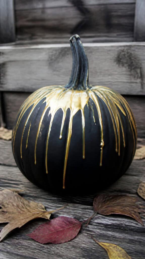 Metallic Gold Drip Design