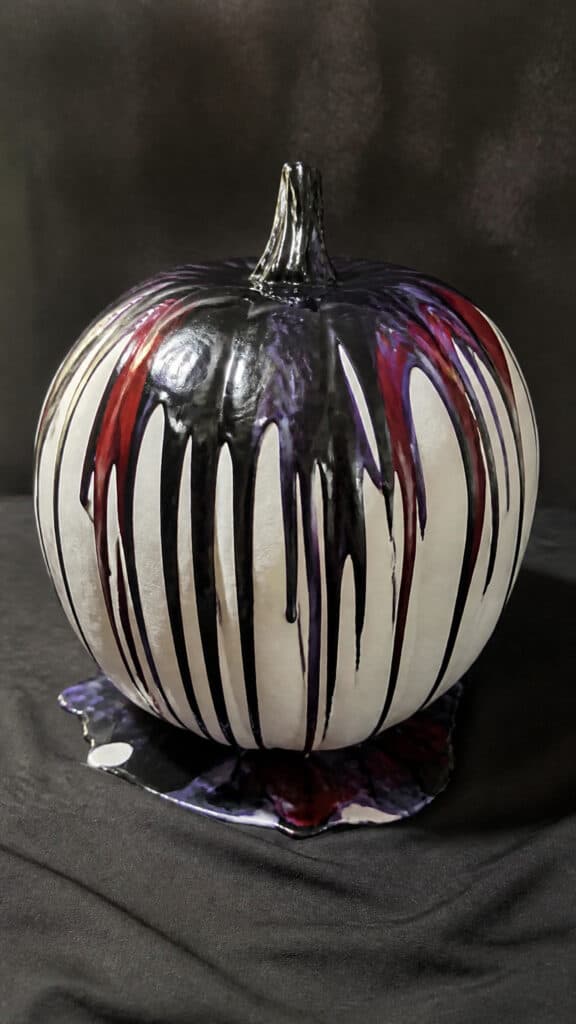 Elegant Drip Design
