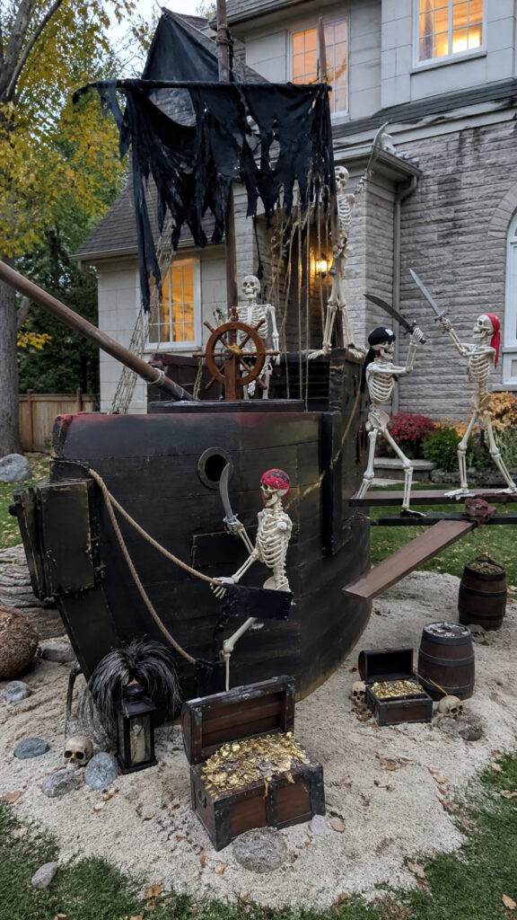 Skeleton Pirate Ship Adventure